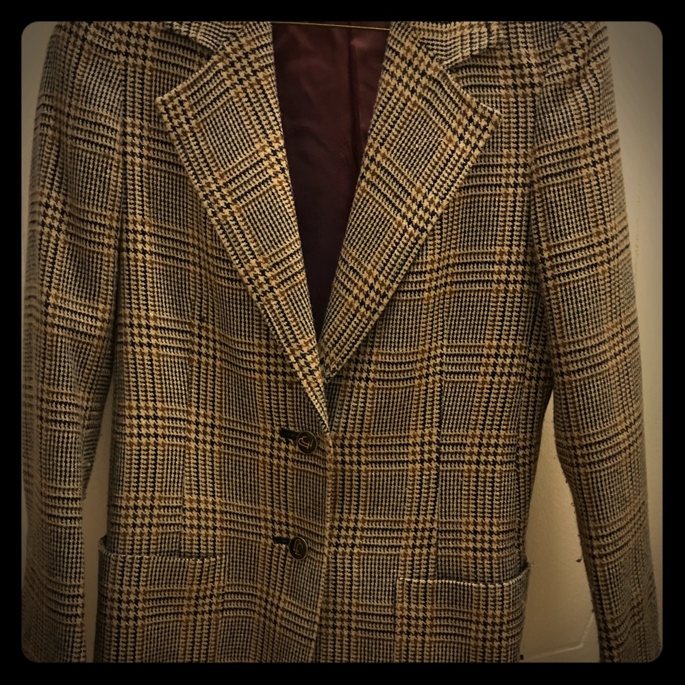 Vintage blazer with gold thread throughout